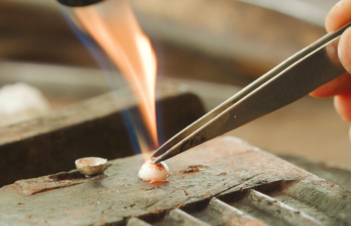 Silber-Halbkugeln-verbinden