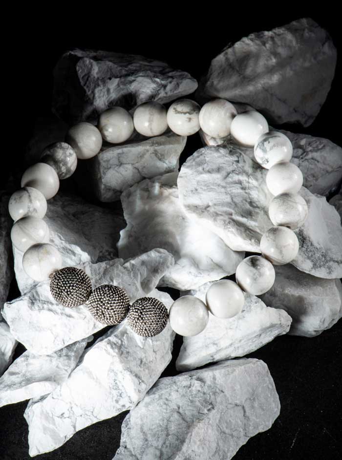 Raw-Weisser-Howlith-Jawan-Beads-Black-Rhodium